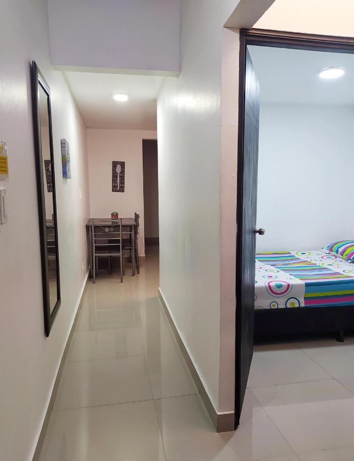 Apartamentos Excelente Ubicacion Medellin Exterior photo